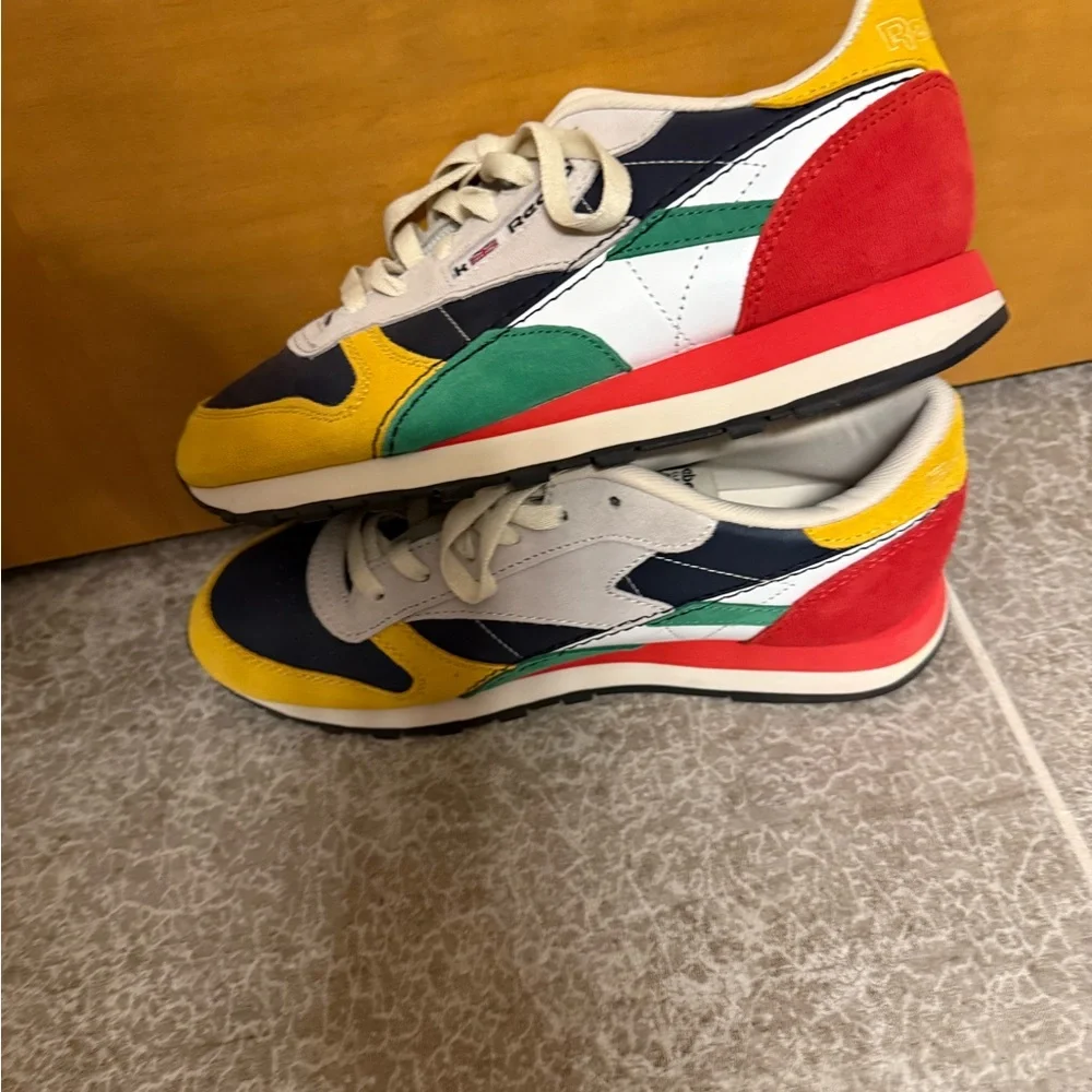 Reebok Classic Leather "Vector
Navy/Multi" Men's Shoe - Picture 3 of 7